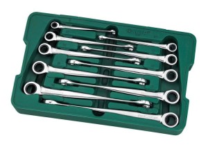 Zestaw kluczy płasko-oczkowych XL-XBEAM z grzechotką 8-19mm 10szt.    08016   SATA 