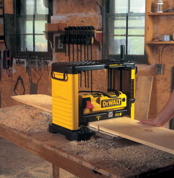 Strugarka-grubosciowa-DeWalt-DW733-1800W-przenosna-Marka-DeWalt.jpg